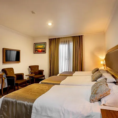 The Hotel 3*