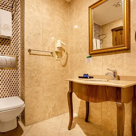 The Hotel 3*